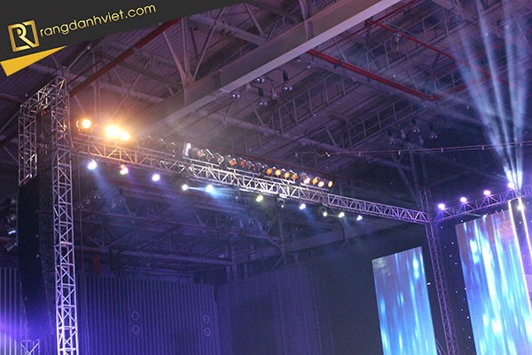 Hệ thống Ánh sáng sân khấu